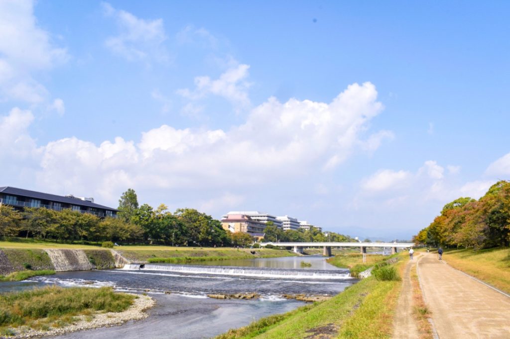 京都パワースポット巡りの一人旅_鴨川サイクリング