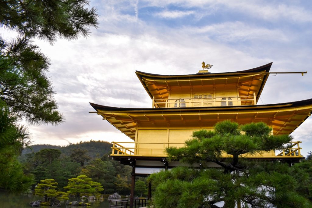 京都パワースポット巡りの一人旅_金閣寺（鹿苑寺）