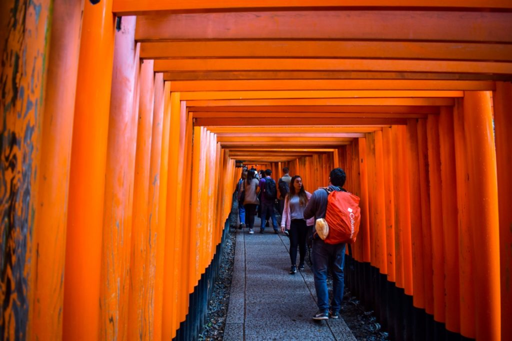 京都パワースポット巡りの一人旅_伏見稲荷神社の千本鳥居