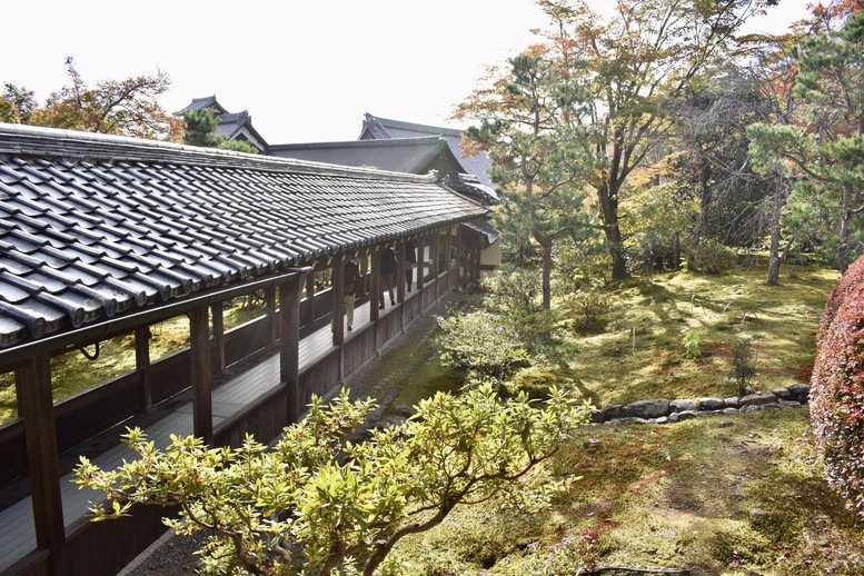 秋の京都・嵐山の天龍寺_祥雲閣