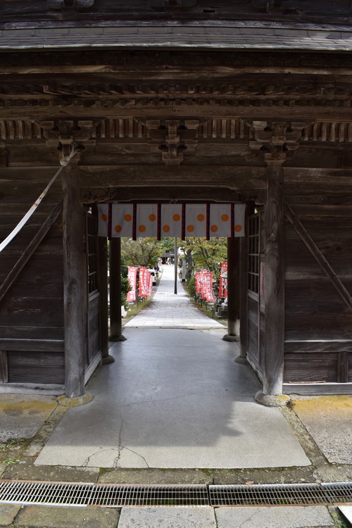 城崎温泉ぶらり旅_温泉寺と温泉街の風景_山門