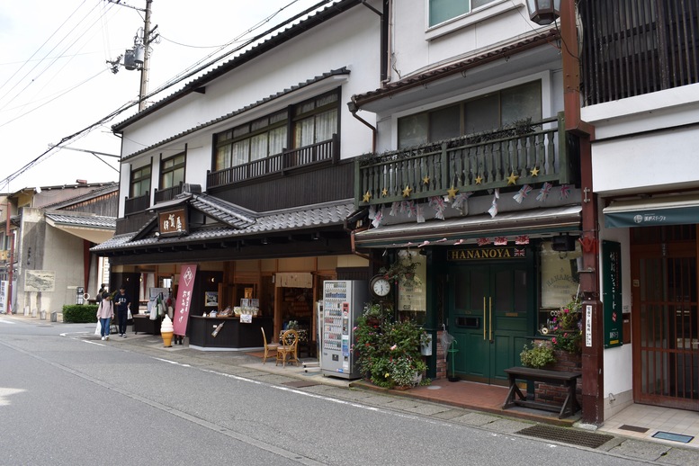 城崎温泉ぶらり旅_湯の里通り_イングリッシュパブ