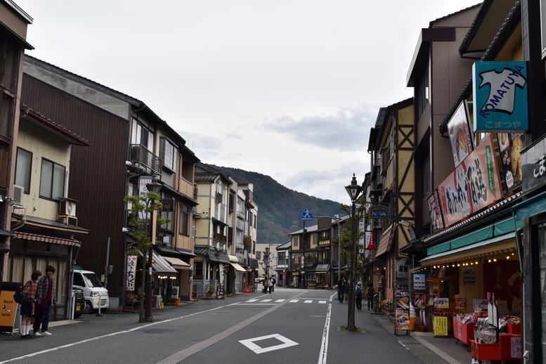 城崎温泉ぶらり旅_駅通り_温泉街の風景