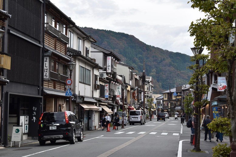 城崎温泉ぶらり旅_駅通り_温泉街の風景