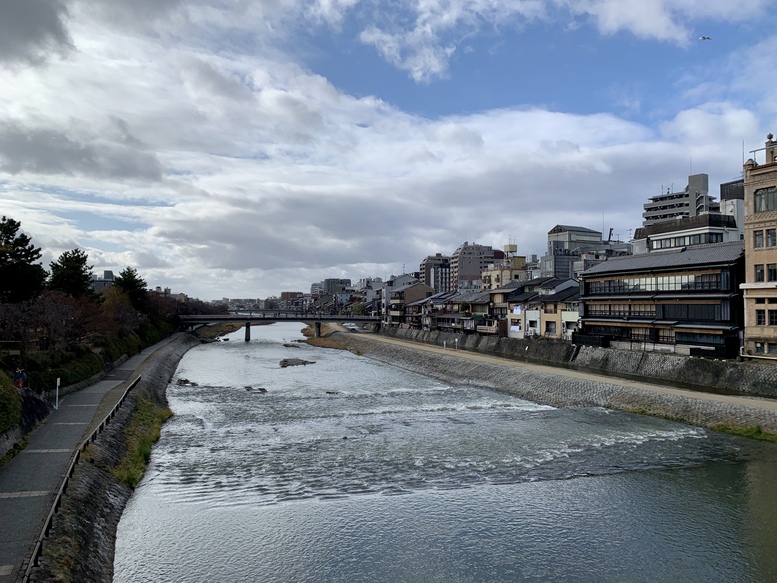 京都初詣_オススメの見どころ_鴨川