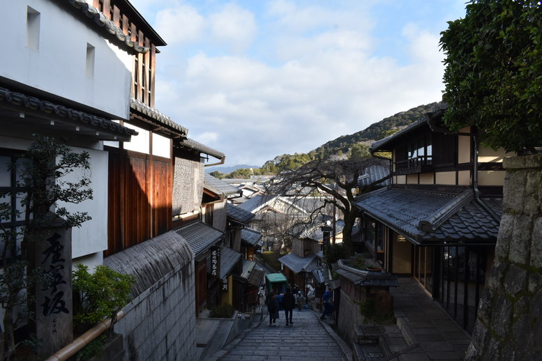 京都初詣_オススメの見どころ_朝の清水・産寧坂・二寧坂・八坂