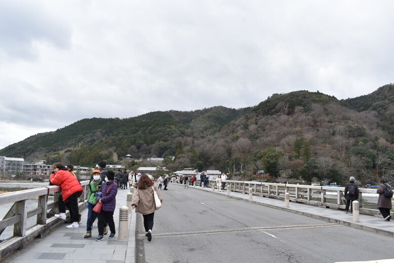 京都初詣_オススメの見どころ_嵐山_渡月橋