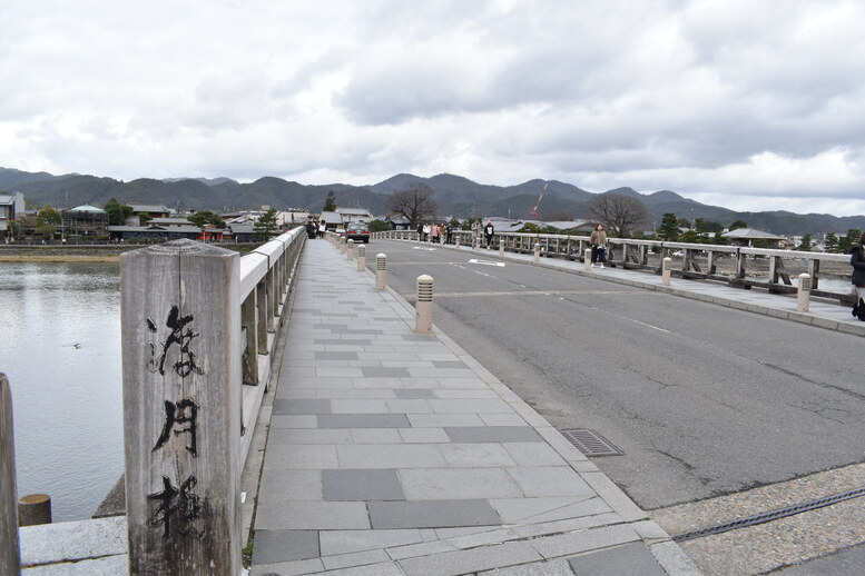 京都初詣_オススメの見どころ_嵐山_渡月橋