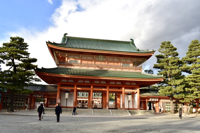 京都初詣_オススメの見どころ_平安神宮
