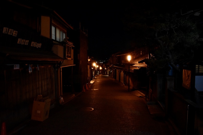 京都初詣_オススメの見どころ_夜の清水・産寧坂・二寧坂・八坂