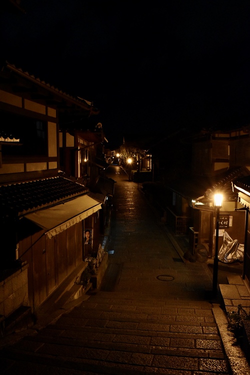 京都初詣_オススメの見どころ_夜の清水・産寧坂・二寧坂・八坂