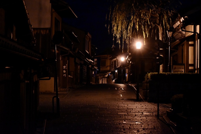 京都初詣_オススメの見どころ_夜の清水・産寧坂・二寧坂・八坂