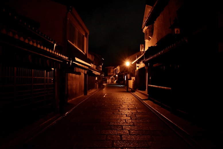 京都初詣_オススメの見どころ_夜の清水・産寧坂・二寧坂・八坂