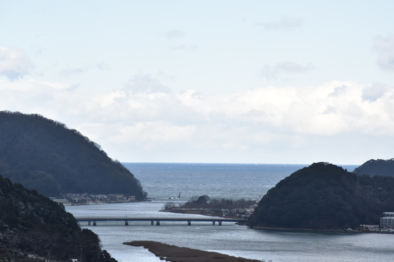 城崎温泉の雪景色_トレッキングコースからの見晴らし_銀世界の絶景