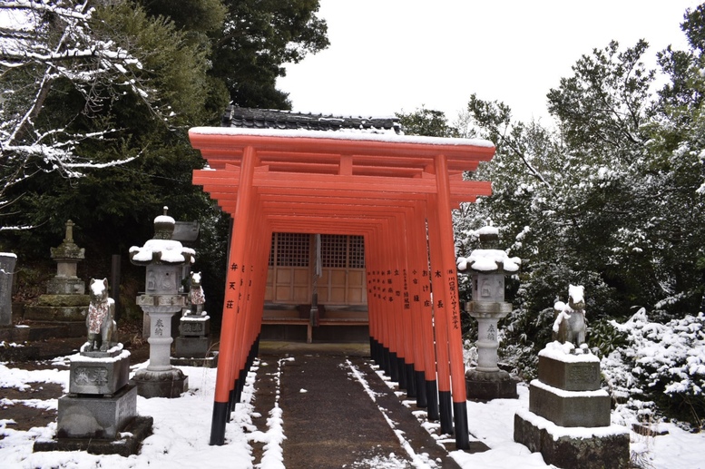 城崎温泉の雪景色_辨天公園_千本鳥居