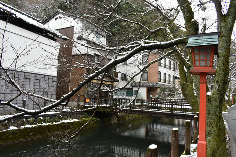 城崎温泉の雪景色_木屋町通り