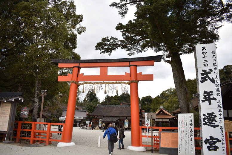 春の京都の見どころ_上賀茂神社_桜の名所