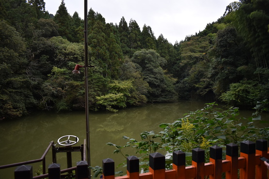 熊鷹社と谺ヶ池