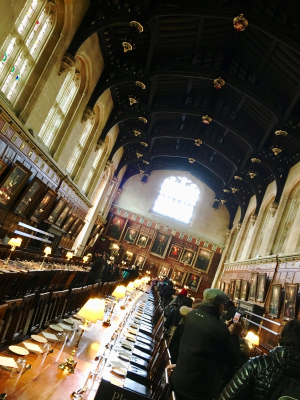 文学と歴史に見る名門大学の学園都市 イギリス オックスフォードをご紹介 旅狼どっとこむ 文学と歴史に見る名門大学の学園都市 イギリス オックスフォードをご紹介 旅狼どっとこむ