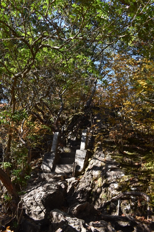 三峯神社_奥宮への参道