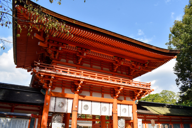 下鴨神社・楼門と糺の森