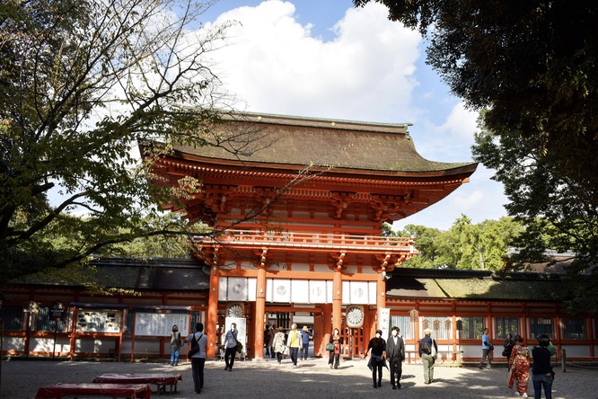 下鴨神社・楼門と糺の森