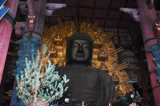 東大寺_大仏殿と奈良の大仏