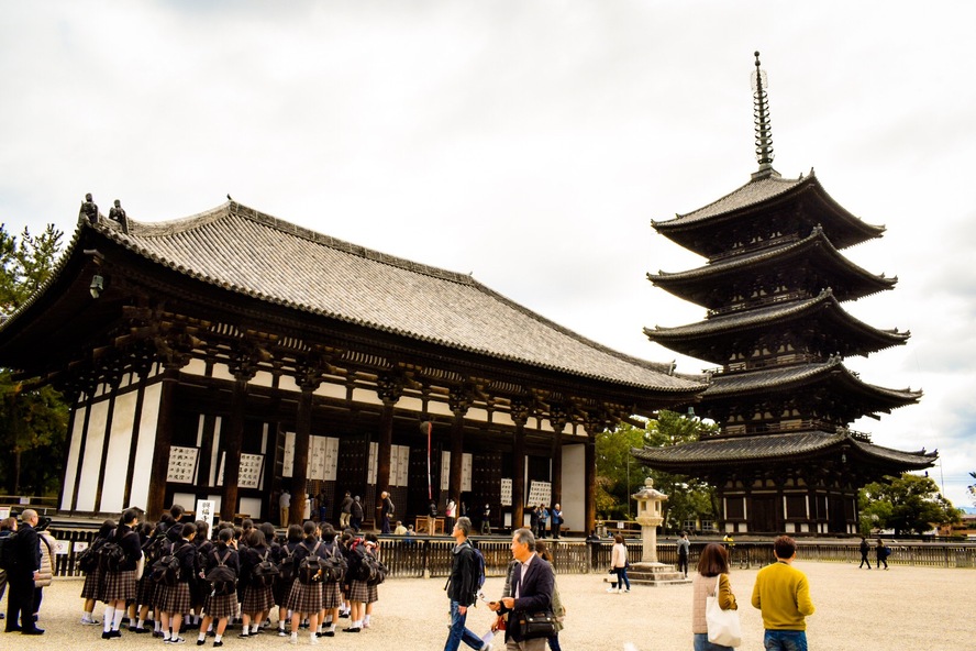 興福寺の見どころ_東金堂と五重塔