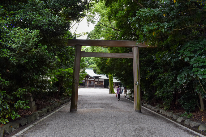 熱田神宮_別宮と鳥居