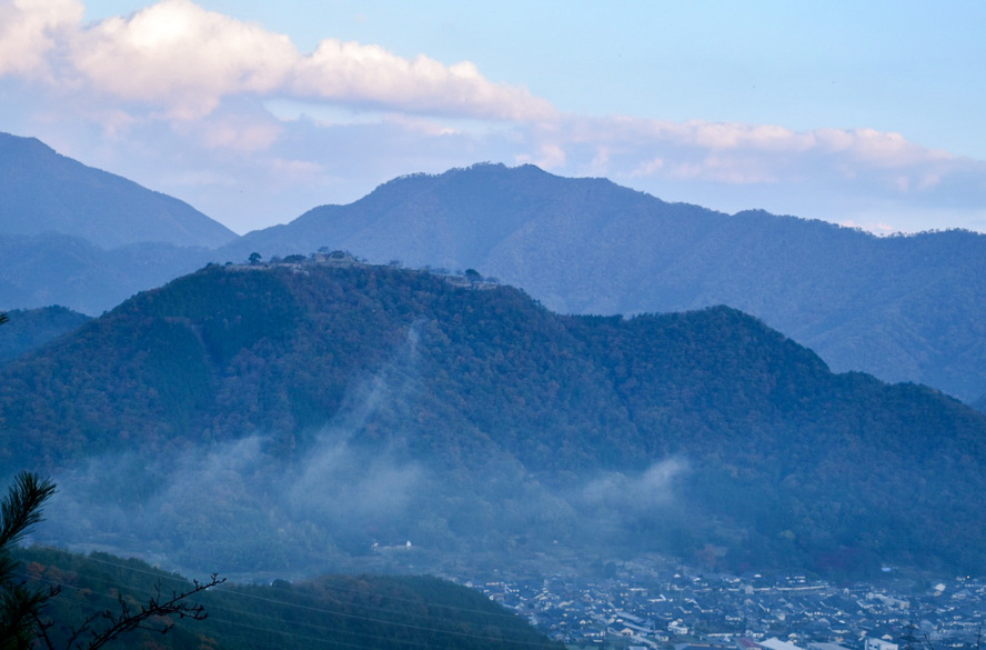 竹田城跡_雲海と歴史