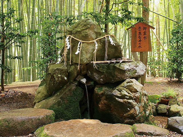 奥宮「眞名井神社」のスピリチュアルスポット_天の眞名井の水