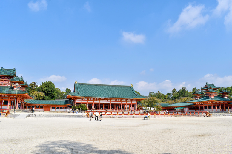 春の京都の桜観光_オススメの名所15選_平安神宮