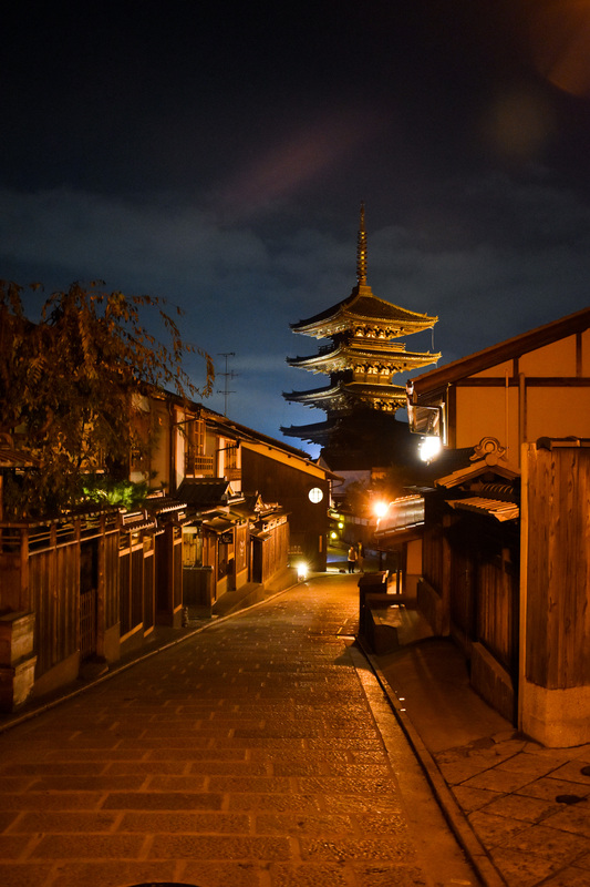 八坂の塔のオススメ写真スポット_ライトアップ・アクセス情報_周辺のカフェやホテル