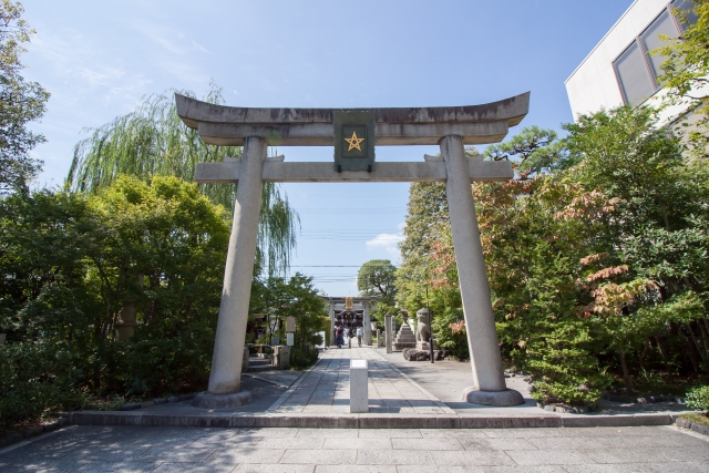 晴明神社の見どころ_一の鳥居