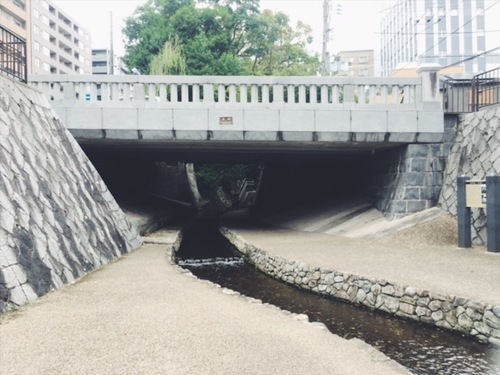 スピリチュアルな名所「一条戻橋」_歴史と伝説_『撰集抄』の逸話