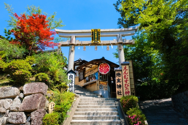 京都観光_祇園・清水エリアの見どころ_地主神社
