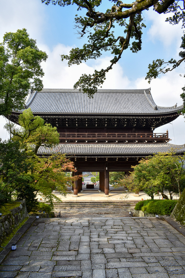 京都観光_祇園・八坂エリアの見どころ_知恩院の三門_拝観時間・拝観料