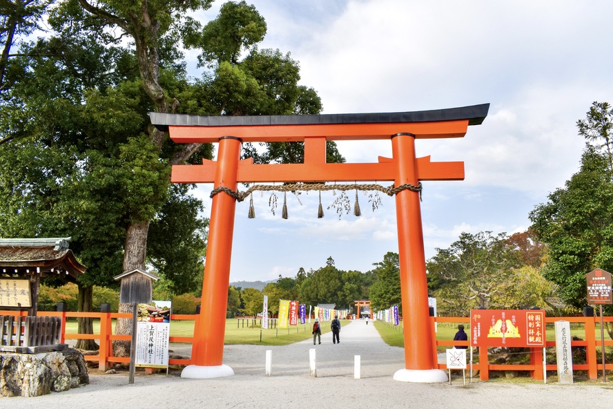 京都観光-最古の最強パワースポット！上賀茂神社の見どころ-一の鳥居