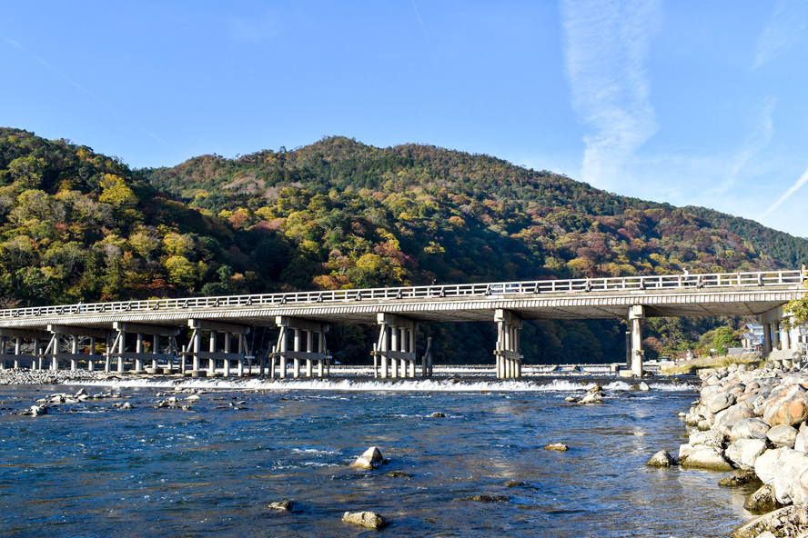 京都観光-嵐山・渡月橋の見どころ・歴史・時間・料金・アクセス