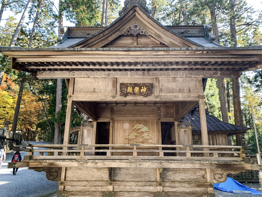 人を選ぶ？秩父のパワースポット_三峯神社の見どころ-神楽殿