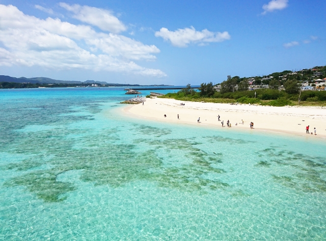 ココだけは行っとけ！ 沖縄でおすすめの観光スポット&アクティビティ_古宇利島ビーチ