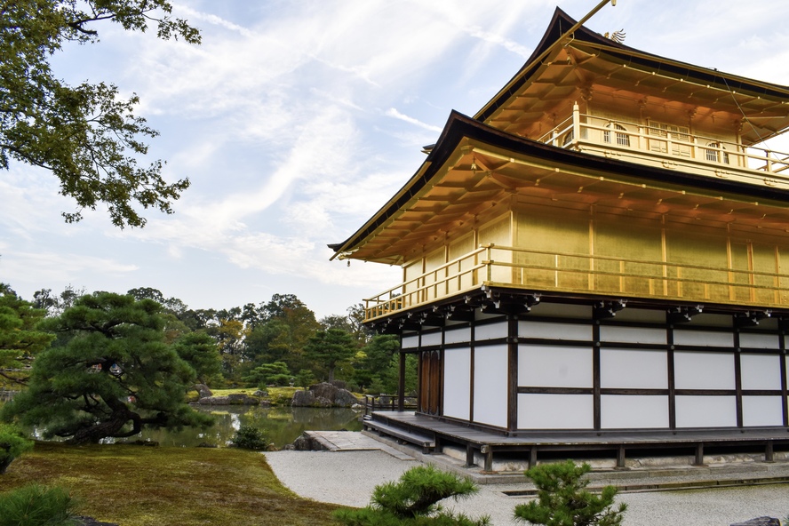 京都の世界遺産-金閣寺の見どころ・特徴_歴史-足利義満と北山文化