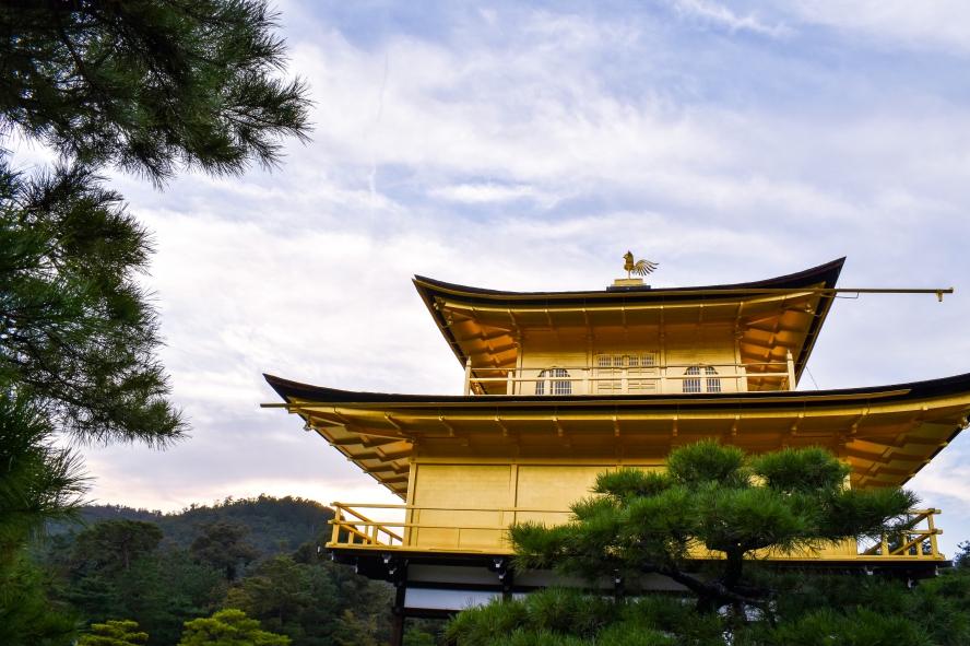 金閣寺の見どころ・特徴_歴史-鹿苑寺と京都の世界遺産