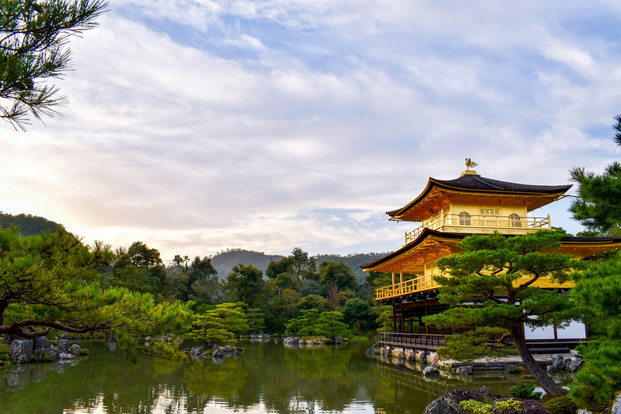 京都の世界遺産-金閣寺の見どころ・特徴・歴史_拝観時間・拝観料金・所要時間