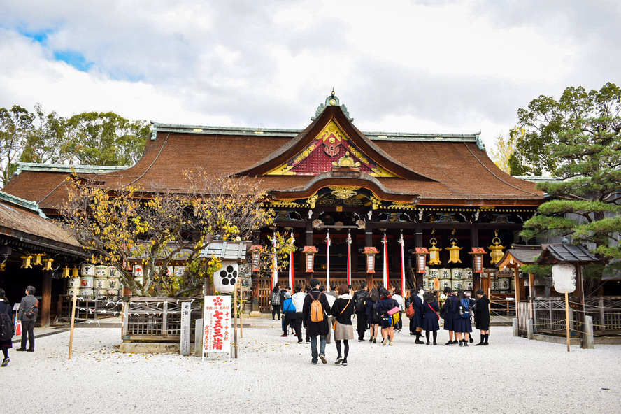 秋の京都を紅葉観光-北野天満宮のもみじ苑を一人旅レポート_拝観時間・拝観料金