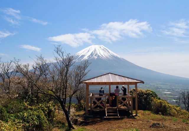 富士五湖観光-本栖湖周辺の見どころ・絶景の撮影スポット_竜ヶ岳からの風景