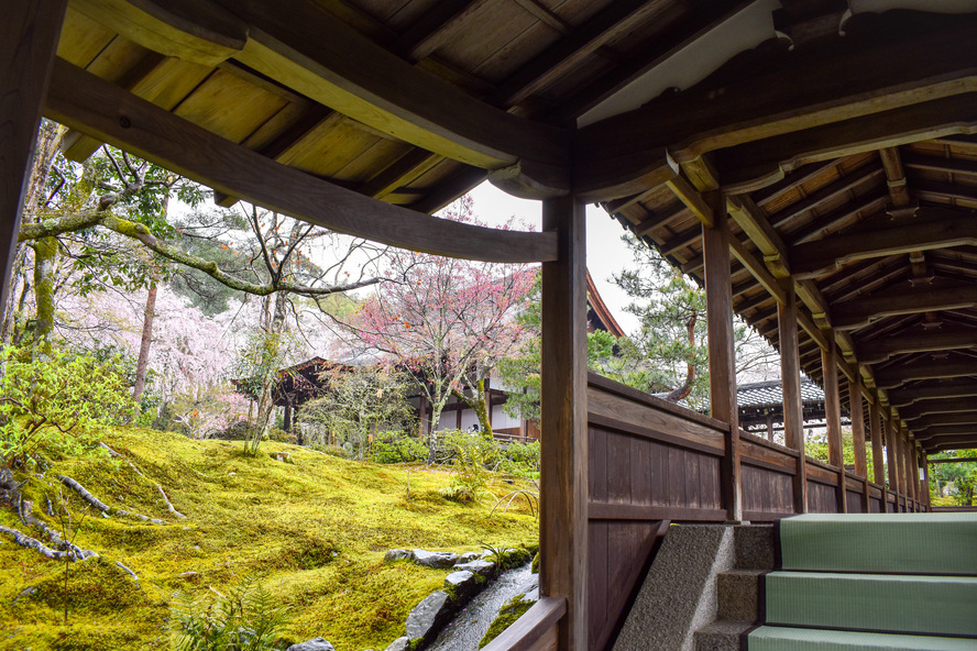 京都・嵐山のオススメ観光名所・世界遺産_天龍寺の見どころ-多宝殿