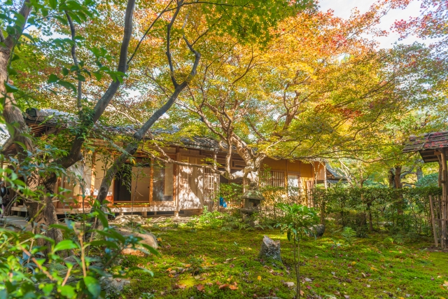 厭離庵-京都嵐山の隠れ家的紅葉スポットにして時雨亭跡地の観光名所_歴史-藤原定家と小倉百人一首