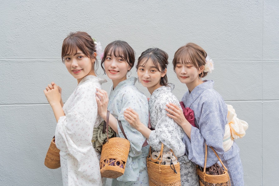 レトロでアンティークなのに安い京都の人気着物レンタルショップ-梨花和服